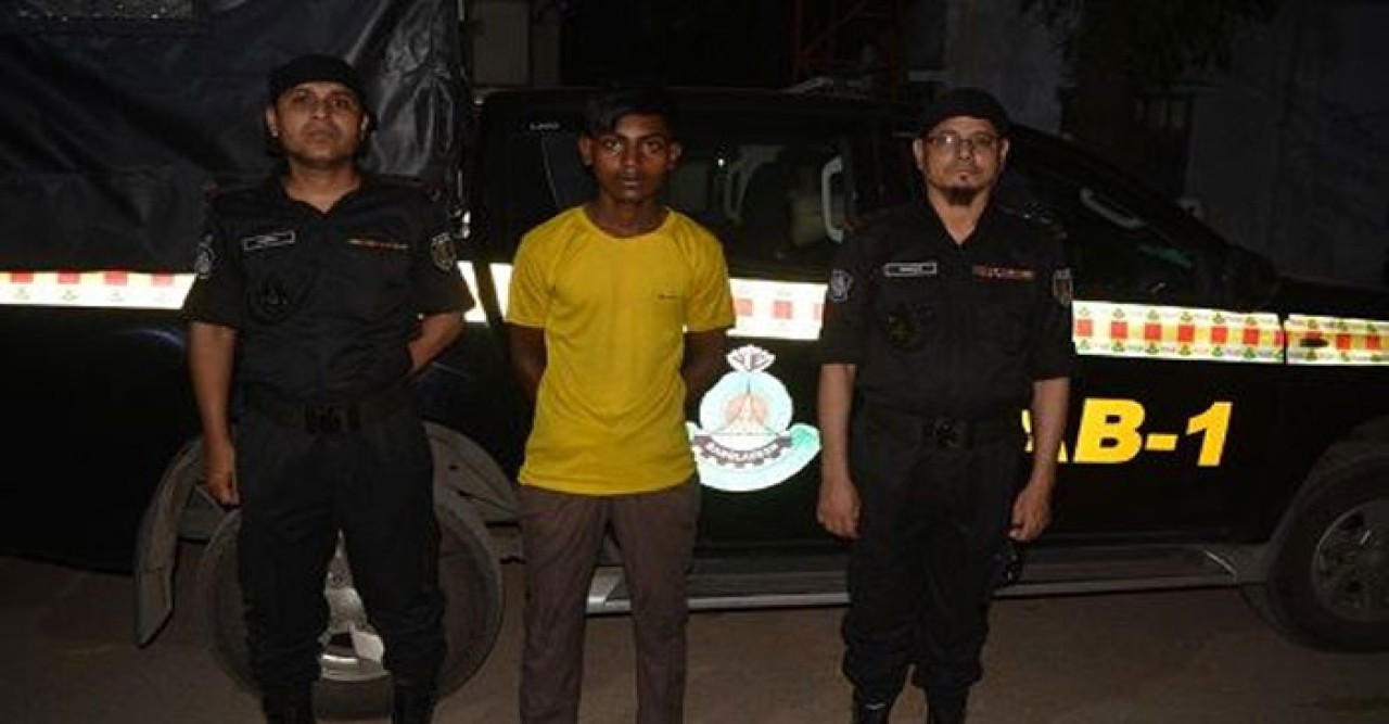 খিলক্ষেতে ধর্ষণের পর তরুণীকে হত্যার ঘটনায় রিকশাচালক গ্রেপ্তার