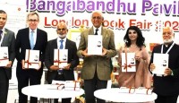 লন্ডন বইমেলায় ‘সিক্রেট ডকুমেন্টস অন বঙ্গবন্ধু’র মোড়ক উন্মোচন